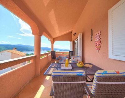 Beautiful fully equipped modern pets and family friendly apartment Top with Seaview close to Marina Punat and Wakeboard Cable Krk – Kornić Krk Island
